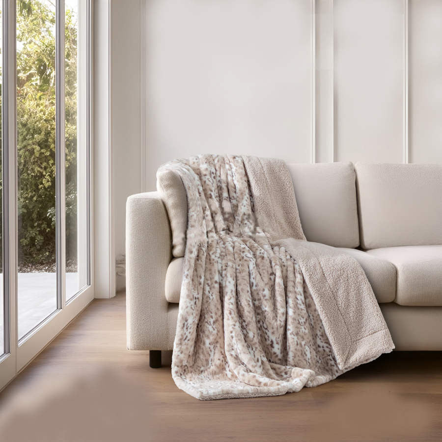 PLAID CON PIEL – SUAVIDAD, ELEGANCIA Y CALIDEZ- SURTIDO 130x170 CM