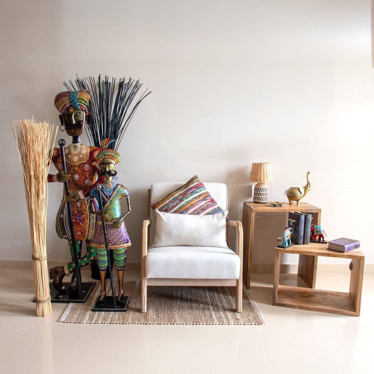 SILLÓN 65×78×77 CM — MADERA Y ALGODÓN