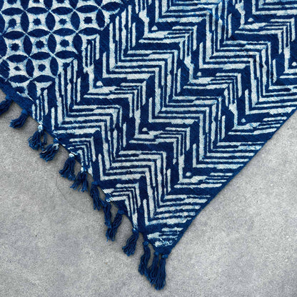 Manta Indigo Hecha a Mano - 170x120cm - Namoona Waves